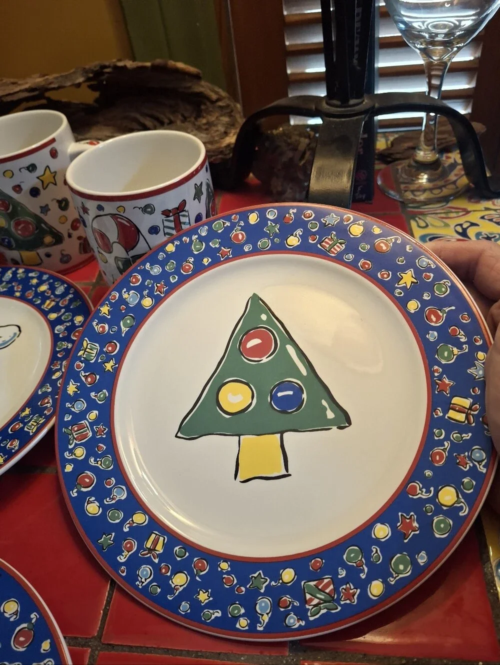 Block Basics Christmas Party Mugs & Plates 8